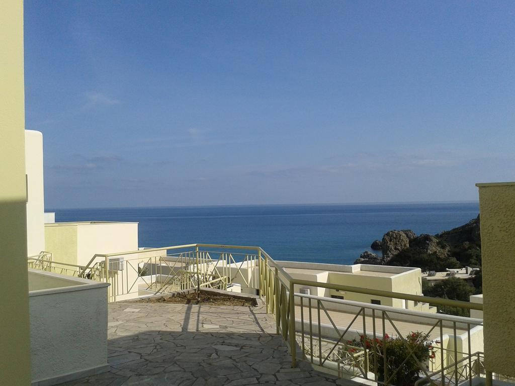 Polyrizos Hotel Rodakino Exterior photo
